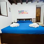 شقة Osterio تْشيفالو